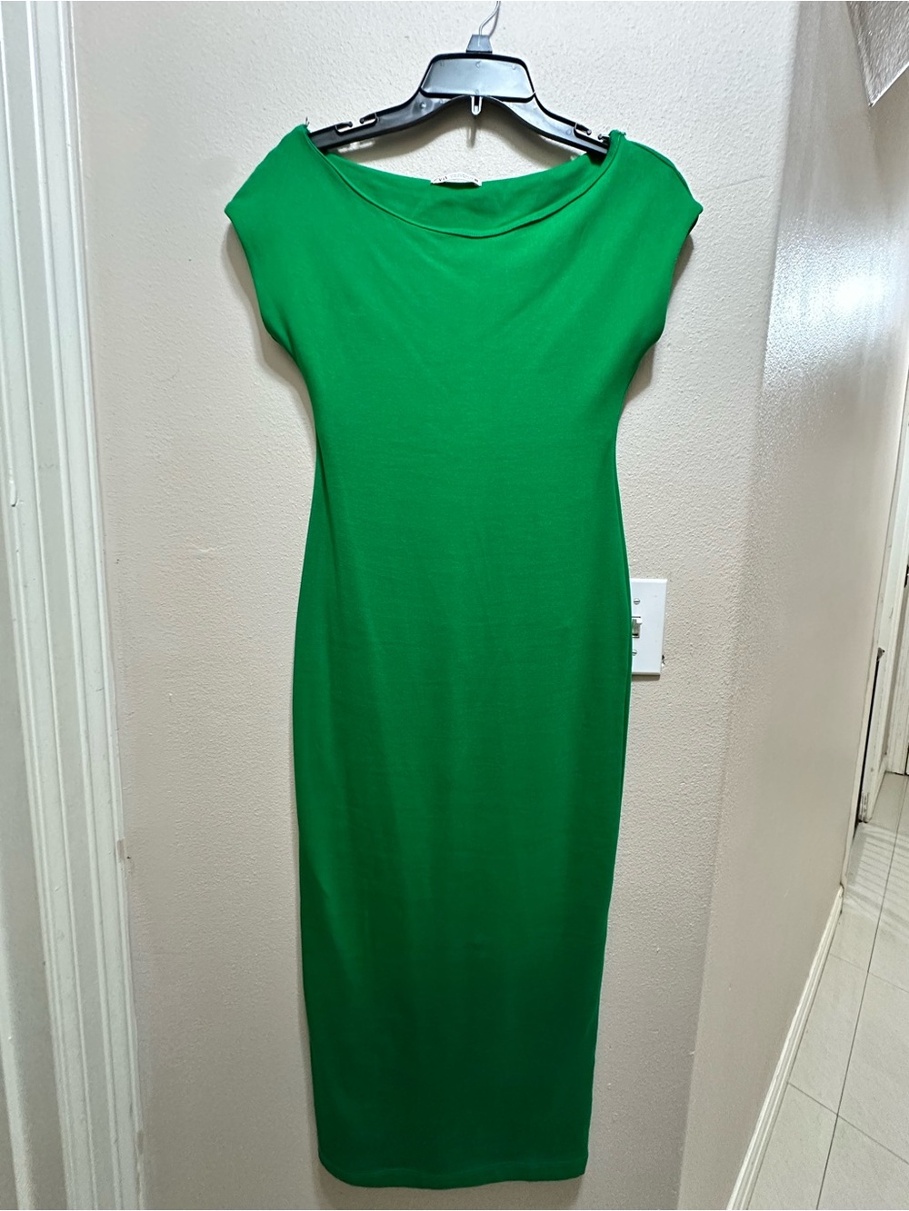 Classic Green Sheath Dress - Unbranded